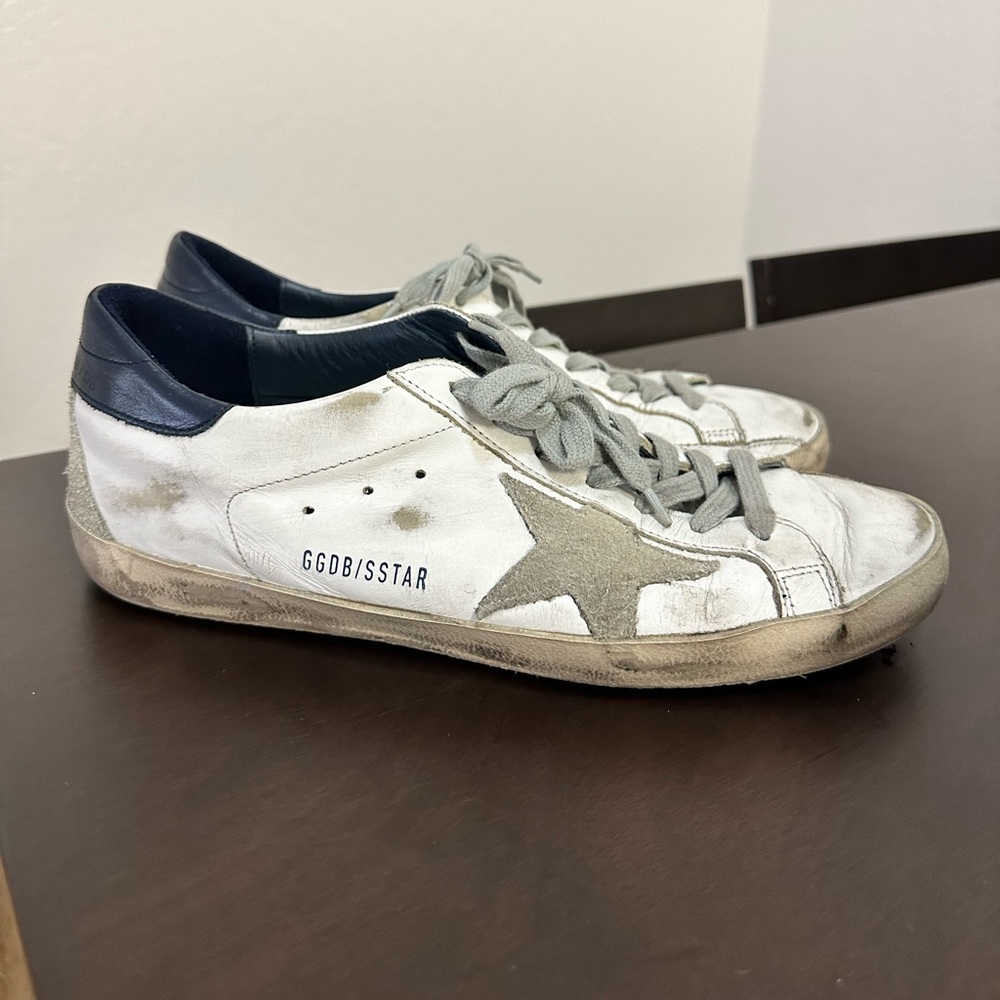 Pre owned Golden Goose Super-Star distressed-finish sneakers (Authentic)